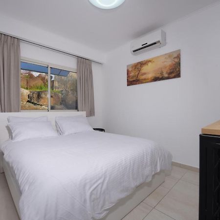 El Viso Verde Luxury Suites Had Nes Exterior foto